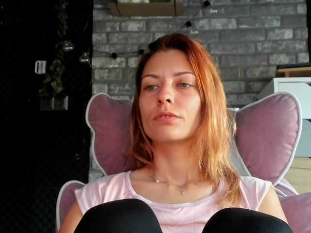 karo131324 live webcam show