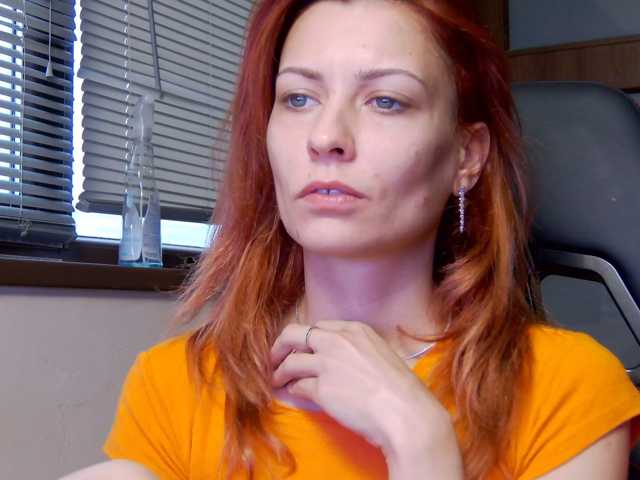karo131324 live cam on BongaCams