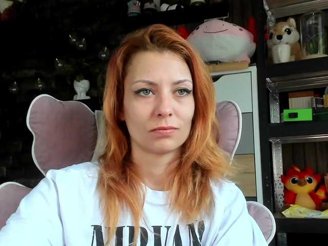 karo131324 live cam on BongaCams