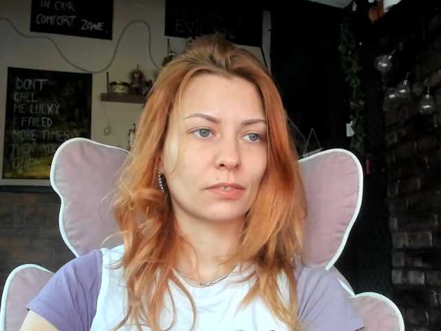 karo131324, en directo ahora en BongaCams
