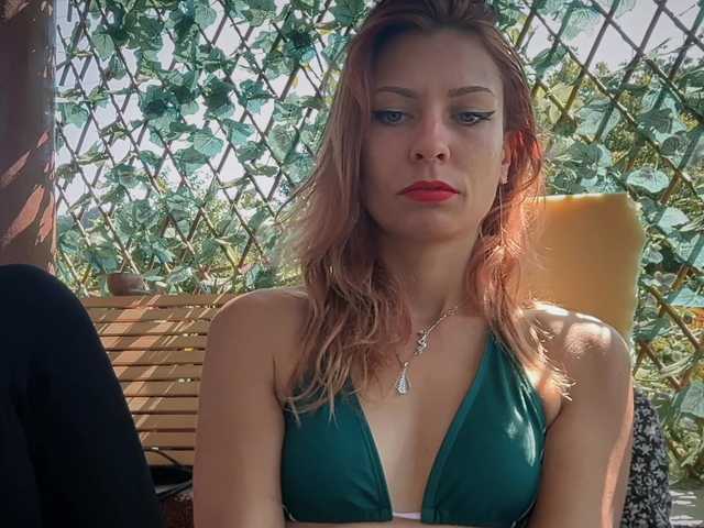 karo131324 live cam on BongaCams