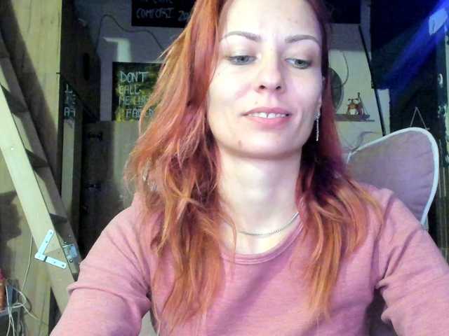 karo131324 live cam on BongaCams
