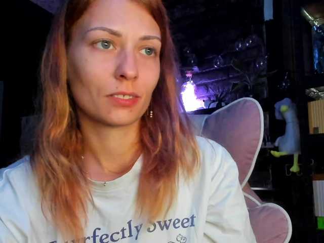 karo131324 live cam on BongaCams