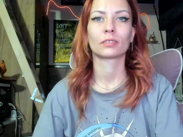 karo131324 live cam on BongaCams