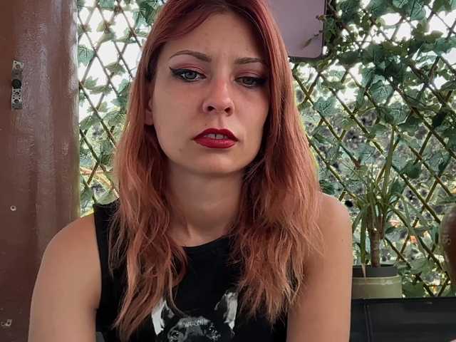 karo131324 live cam on BongaCams