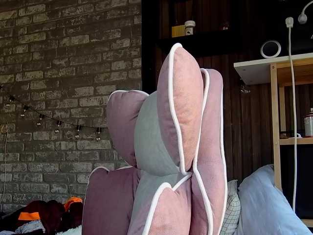 karo131324 live cam on BongaCams