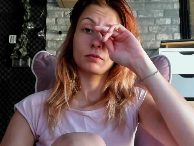 karo131324 live webcam show