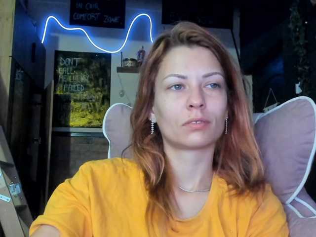 karo131324 live cam preview