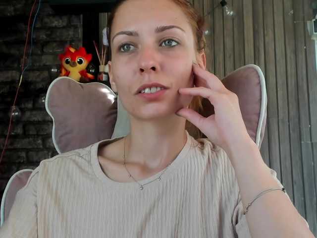 karo131324 live cam on BongaCams