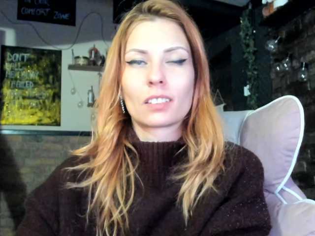 karo131324, live now on BongaCams