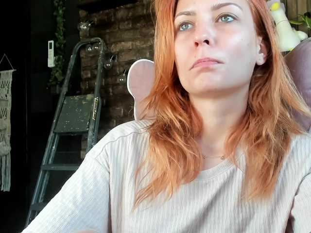 karo131324 live cam on BongaCams