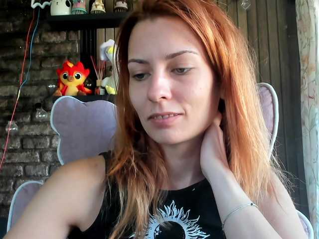 karo131324 live cam on BongaCams
