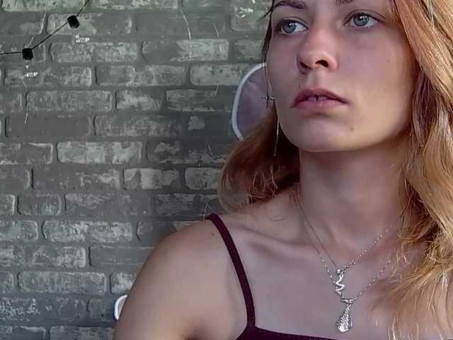karo131324 live cam on BongaCams