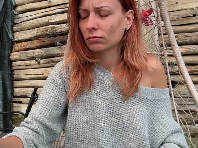 karo131324 live cam on BongaCams
