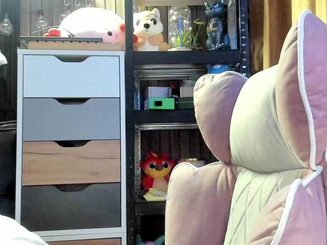 karo131324 live cam on BongaCams