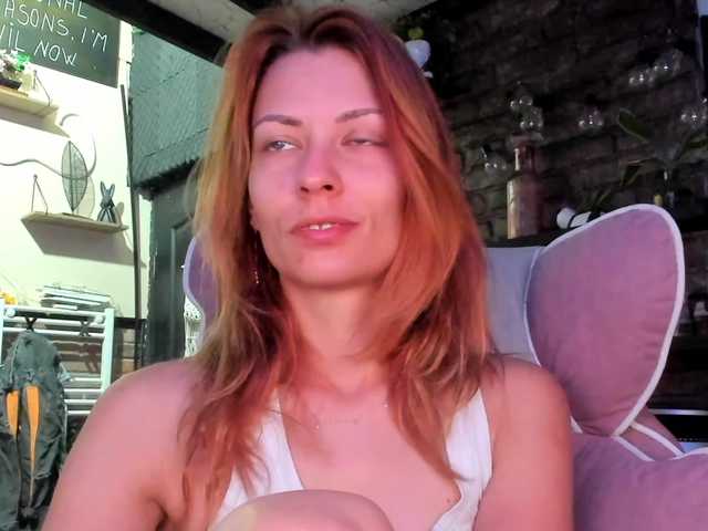 karo131324 live cam preview