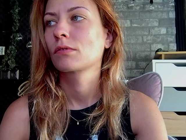 karo131324 live webcam show