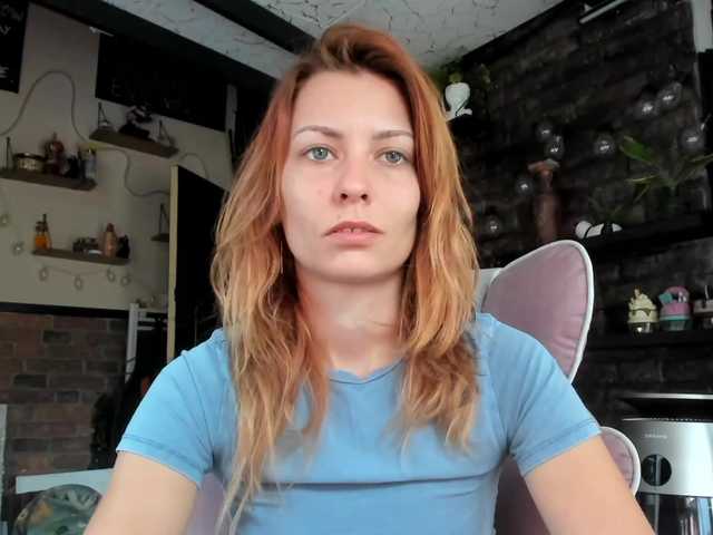 karo131324 live cam on BongaCams