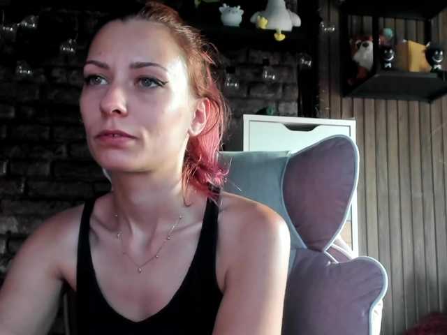 karo131324 live cam on BongaCams