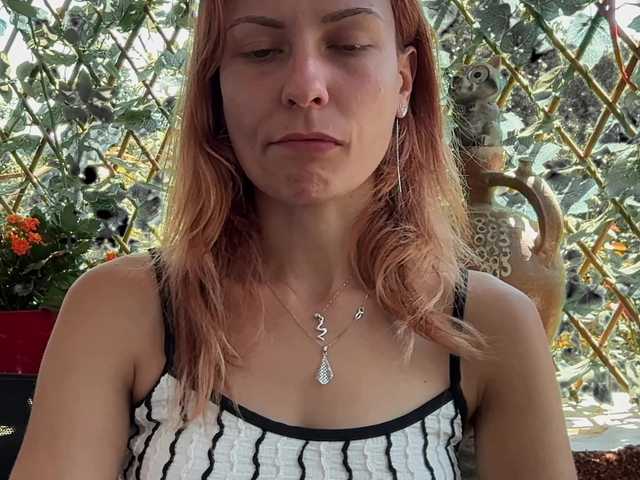 karo131324 live cam on BongaCams