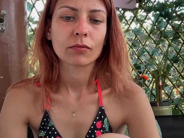 karo131324 live cam on BongaCams
