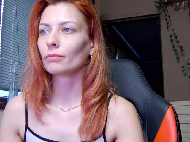 karo131324 live cam on BongaCams