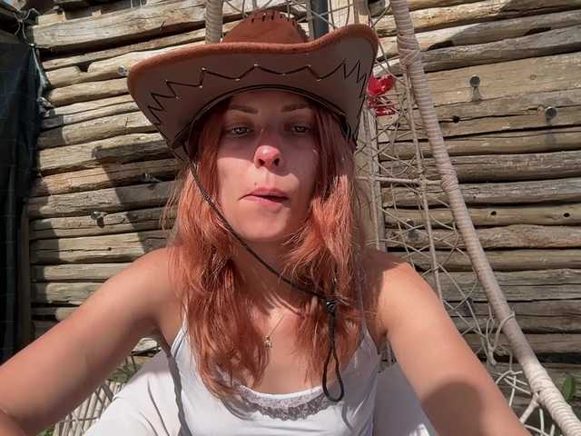 karo131324 live cam on BongaCams