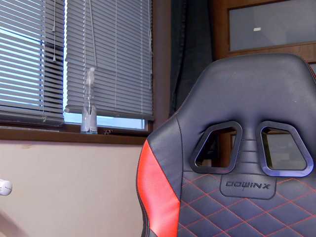 karo131324 live cam on BongaCams