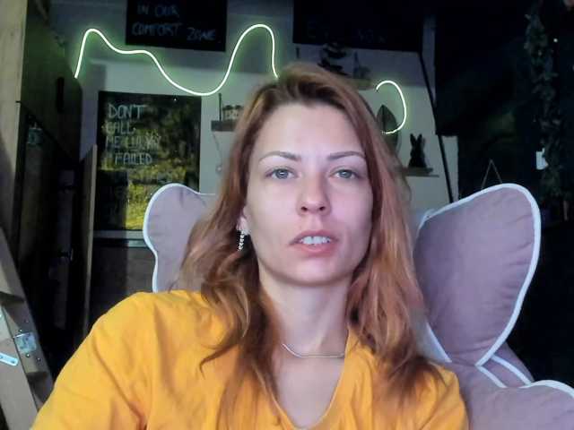 karo131324 live cam on BongaCams