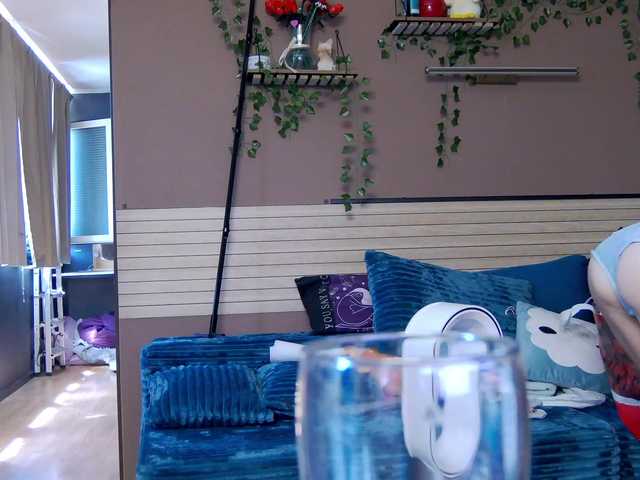 karo131324 live webcam show