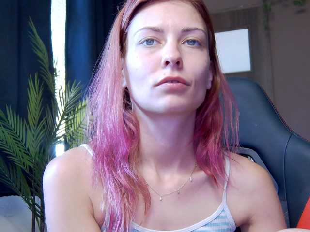 karo131324 live webcam show
