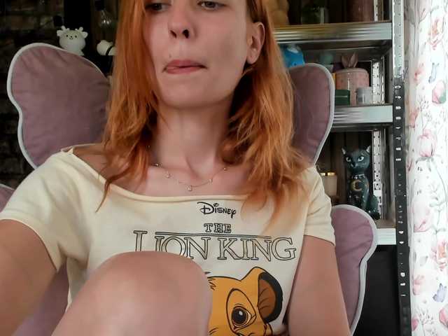 karo131324 live cam on BongaCams