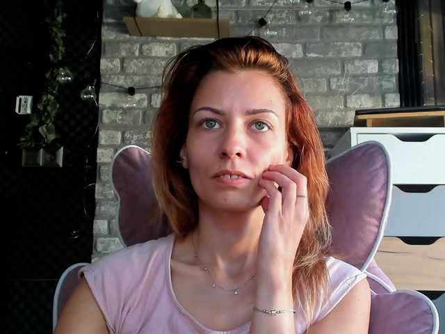 karo131324 live webcam show