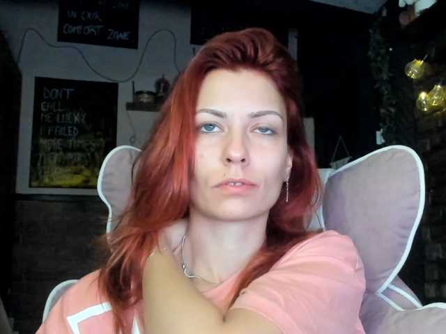karo131324 live cam on BongaCams