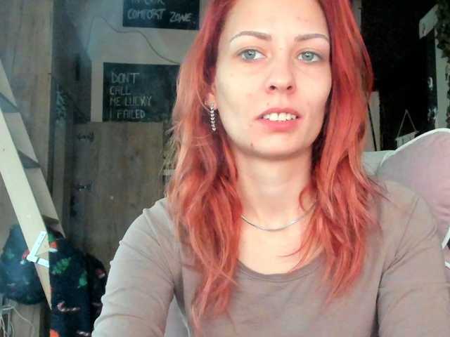 karo131324 live cam on BongaCams