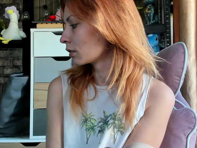 karo131324 live cam on BongaCams