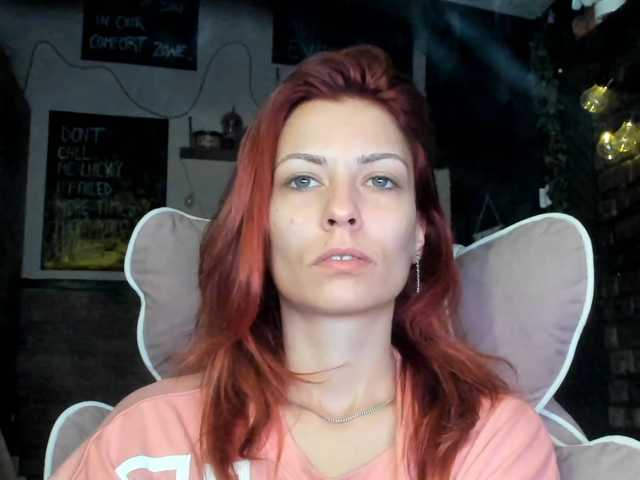 karo131324 live cam on BongaCams