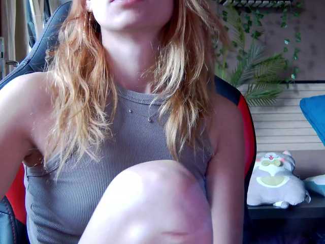 karo131324 live cam on BongaCams