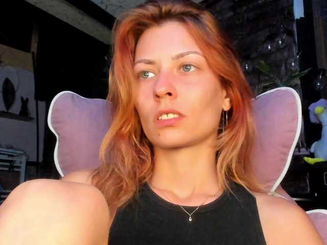 karo131324 live cam on BongaCams