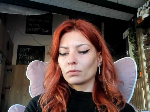 karo131324 live cam on BongaCams