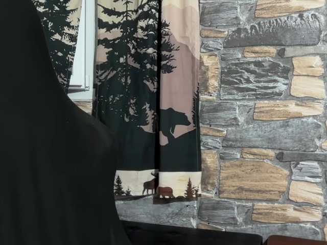 karo131324 live cam on BongaCams