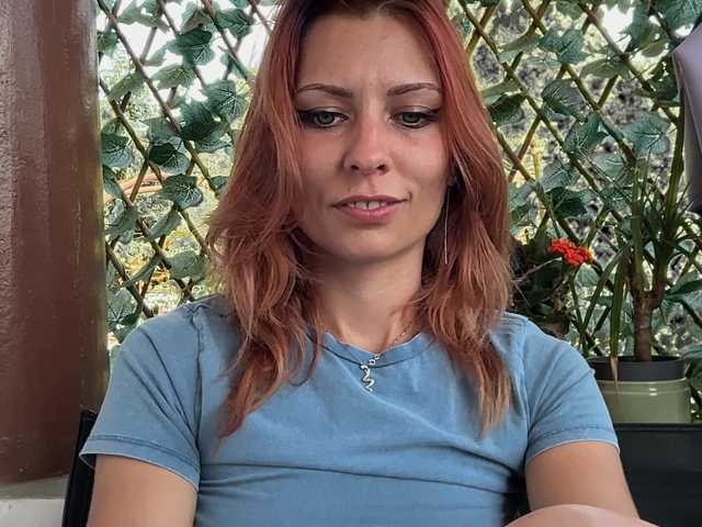 karo131324 live cam on BongaCams