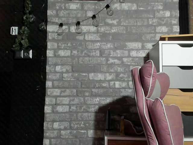 karo131324 live cam on BongaCams