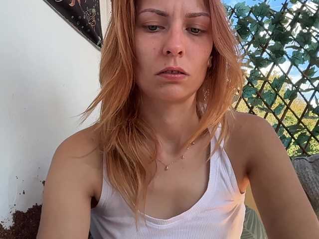 karo131324 live cam on BongaCams