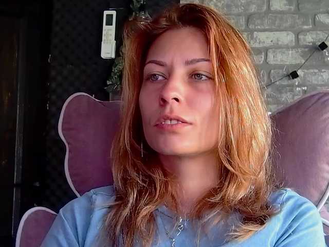 karo131324 live cam on BongaCams