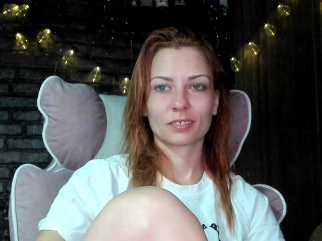 karo131324 live cam on BongaCams