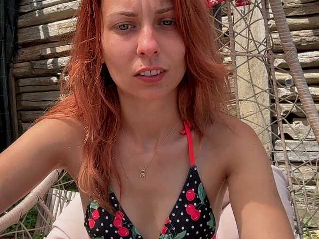 karo131324 live cam on BongaCams