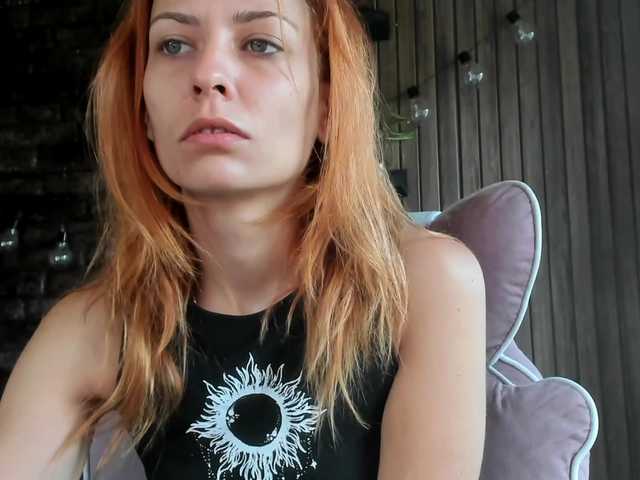 karo131324 live cam on BongaCams