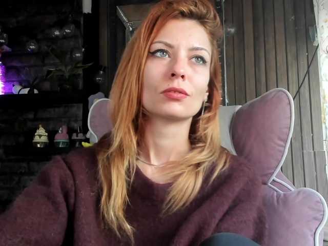 karo131324 — live female cam