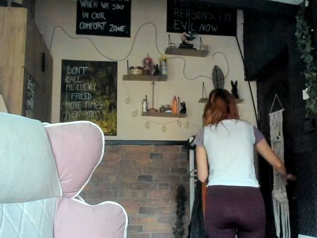 karo131324, en directo ahora en BongaCams